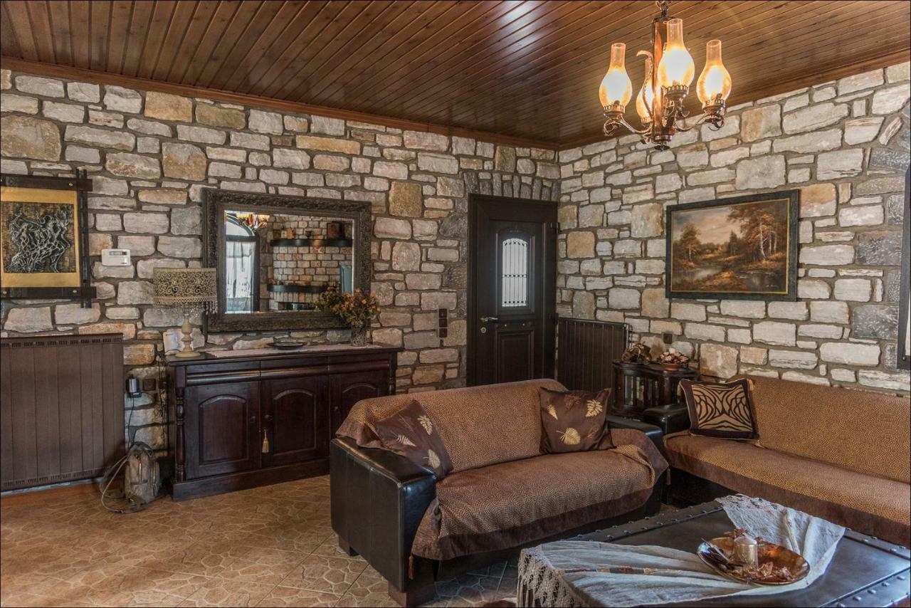Villa Stone Mansion Anavryti, Αμα 20569 Mistrá Exterior foto